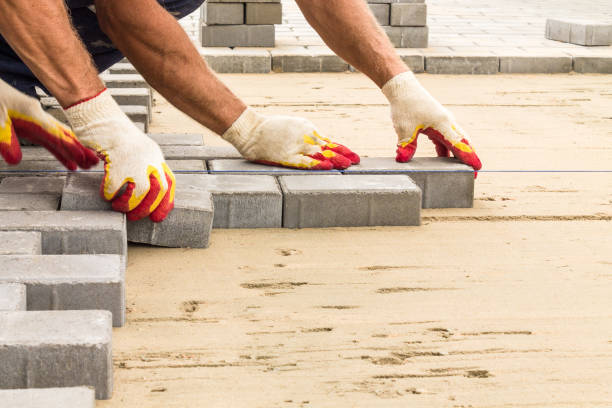Best Driveway Resurfacing Pavers  in Muscatine, IA